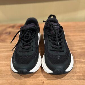 WOMENS IMPALA ENGINEERED-MESH BLACK CREAM